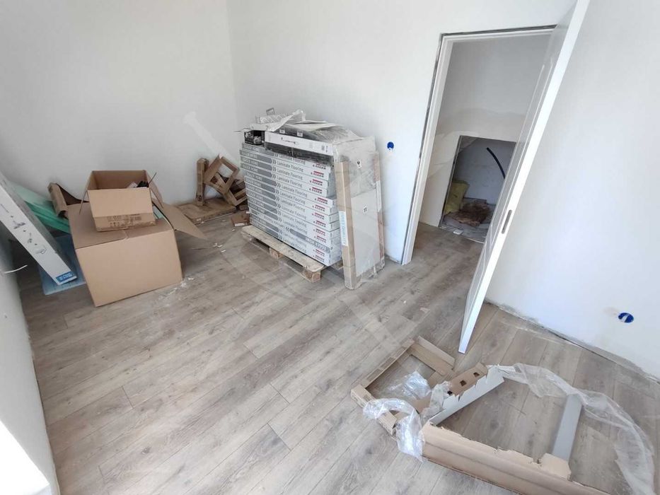 Продава се Тристаен апартамент в Варна, м-т Траката - 123 кв.м за 1505 €/кв.м - Снимка #4