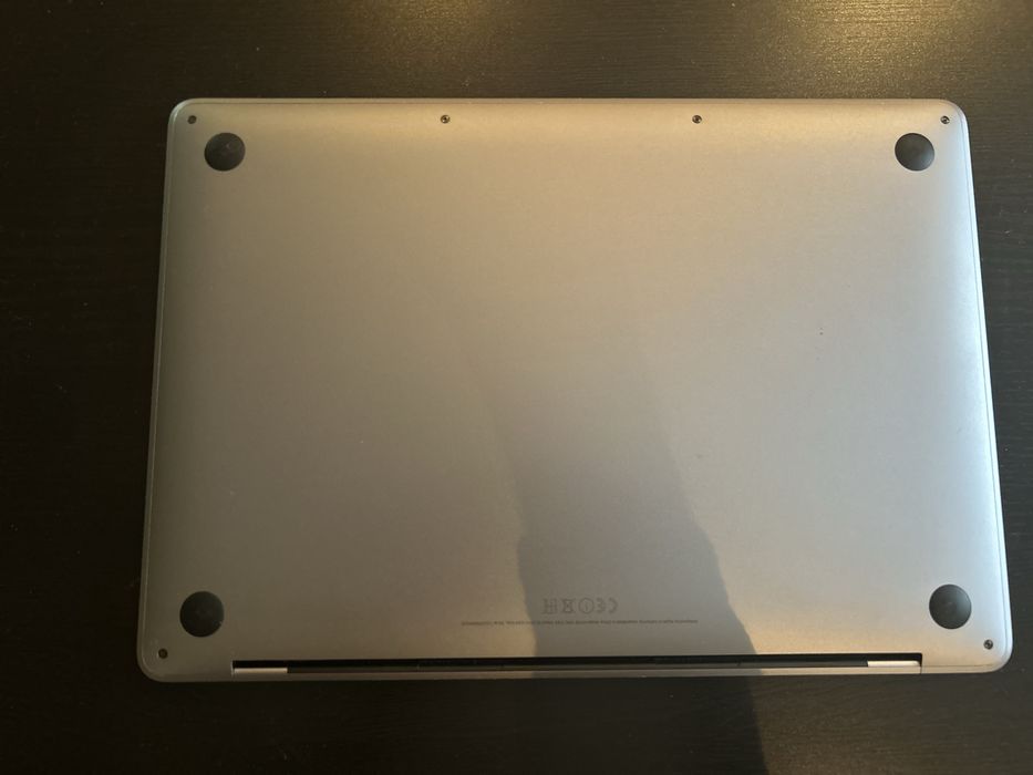 Macbook Pro 13" A 1708 2017 i5 8 GB RAM 128 GB SSD