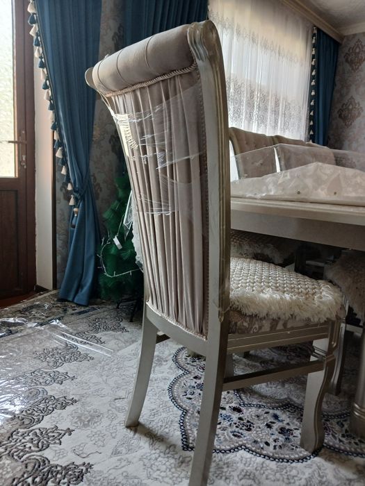 Stol Stul sotiladi xolati yangi