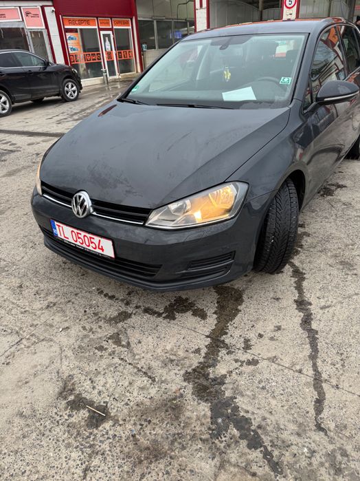 Vând Volkswagen golf 7