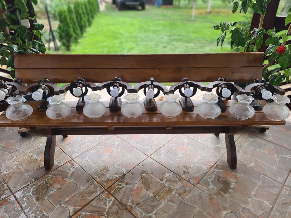 Corpuri iluminat rustice