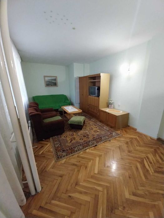 Дава се под наем Двустаен апартамент в Шумен, Тракия - 78 кв.м за 239.7 € - Снимка #5