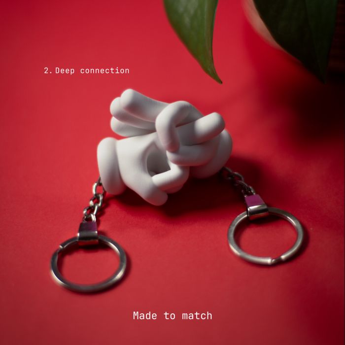 Подвесы на сумку(брелки) к 8 марта (парные)