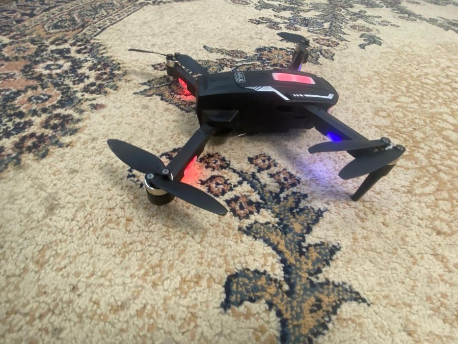Дрон новый не плохой