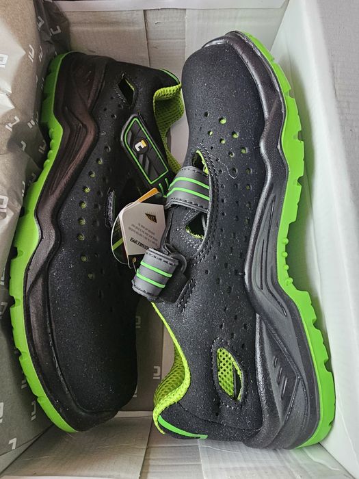 Bocanci de lucru Cerva