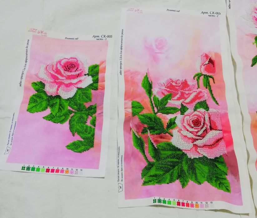 Broderie cu bisere ( margelute din sticla) lucrate manual