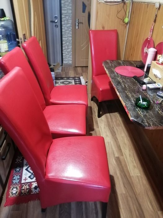 Vânzare scaune piele