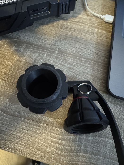 Decoratie grenada printat 3d