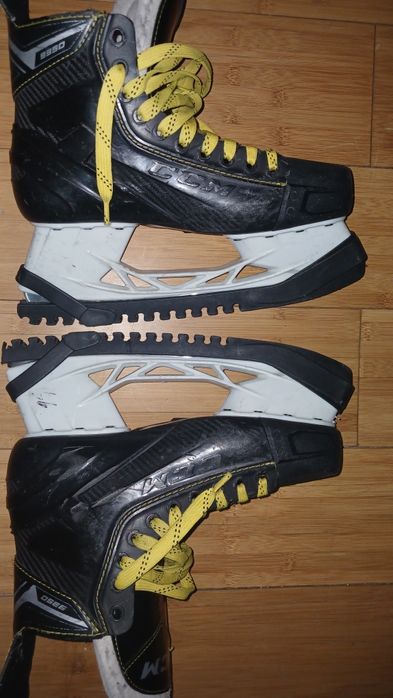 Коньки ccm tacks 9350