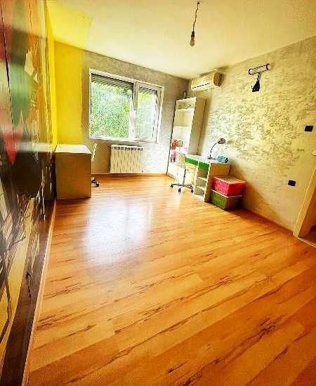 Дава се под наем Тристаен апартамент в София, Дружба 2 - 95 кв.м за 550 € - Снимка #6