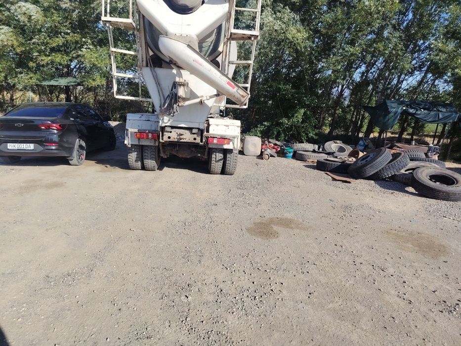 Howo beton qorgich mikser mixer