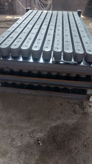 Столбы бетонные для заборов