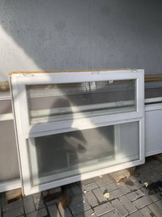 Пластиковые окна и дверь