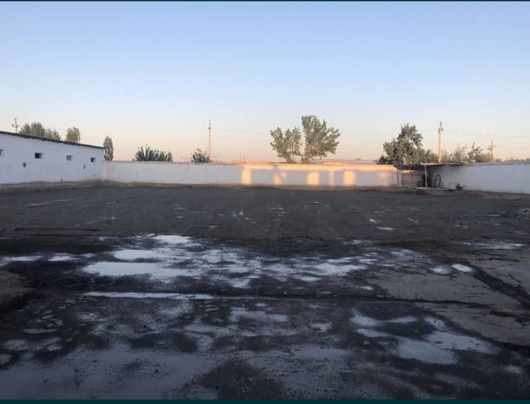 Аэропорт катта йўл усттида авто сервис шахобчас НОТУРАР ЖОЙ СОТИЛАДИ