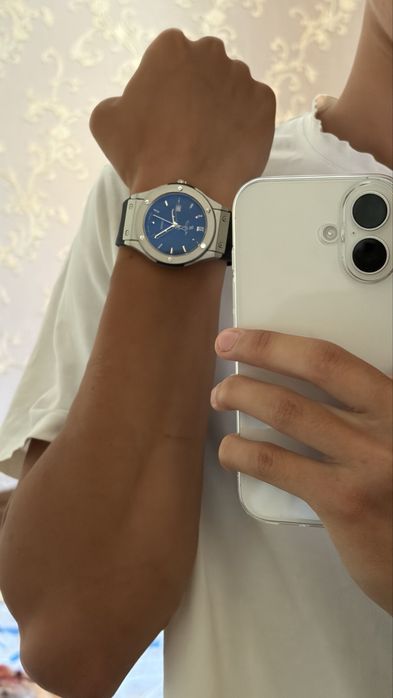 часы наручные hublot geneve