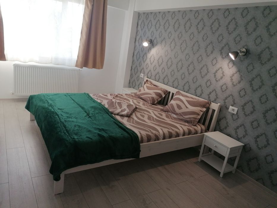 2 camere decomandate centru