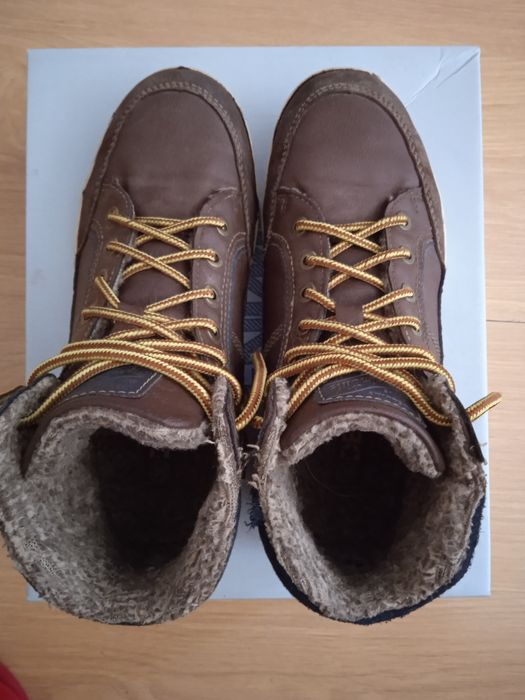 Утепленные ботинки для мальчика размер 36