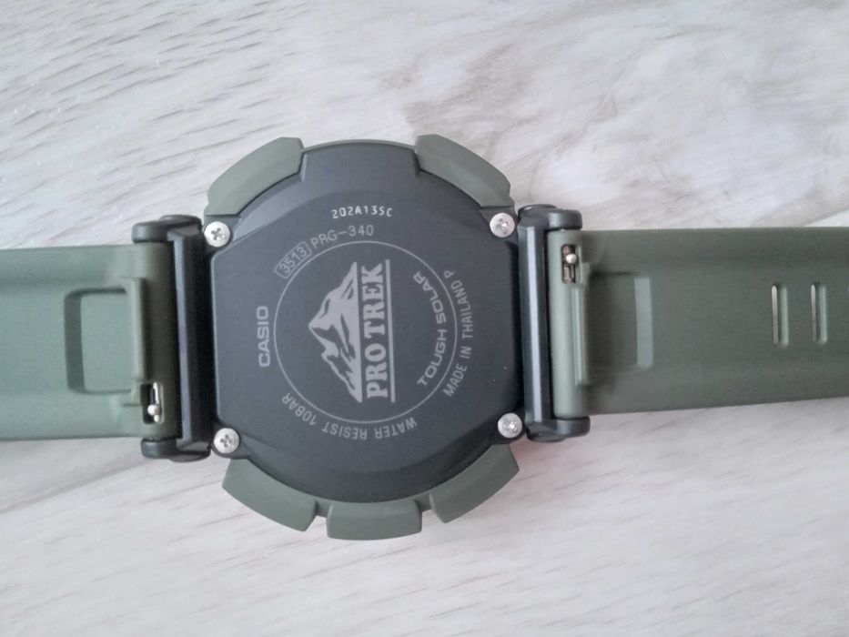 Часы Casio Pro Trek