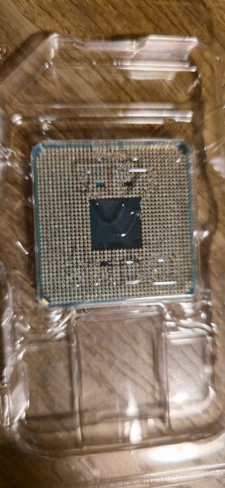 Amd ryzen 5 2400g + stock cooler