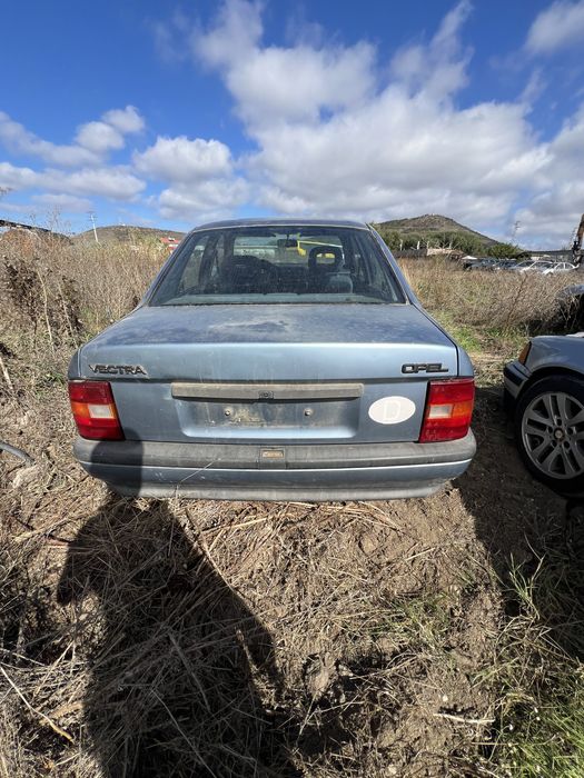 Опел ветра а бензин на части