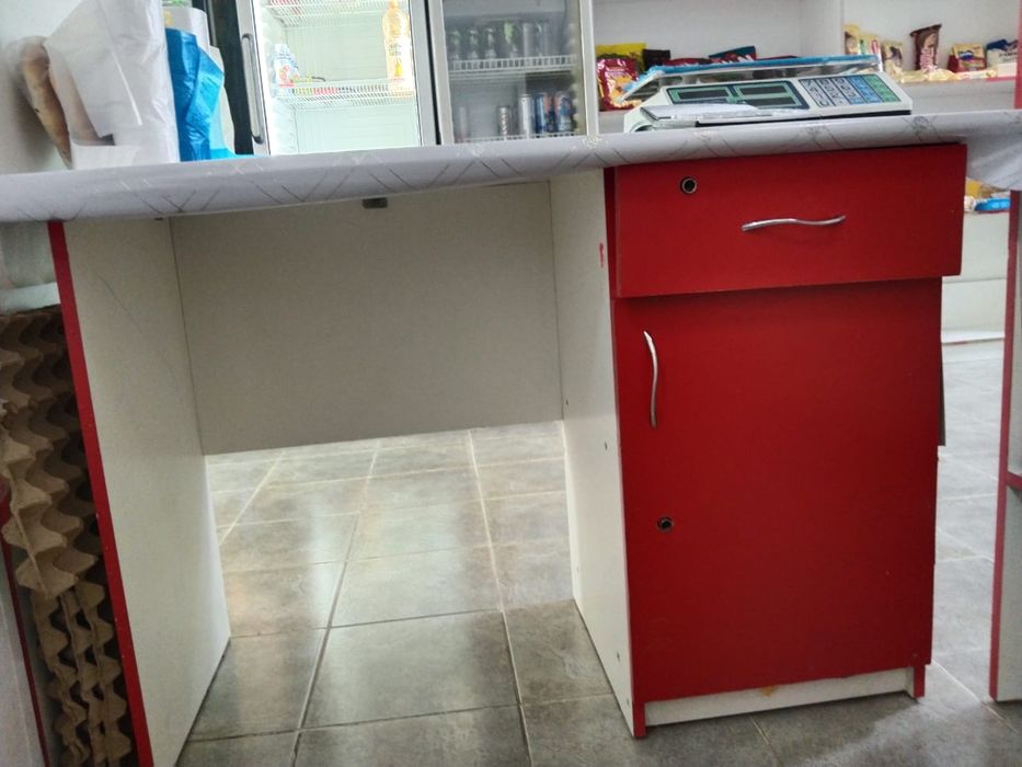 Продам всё для магазина