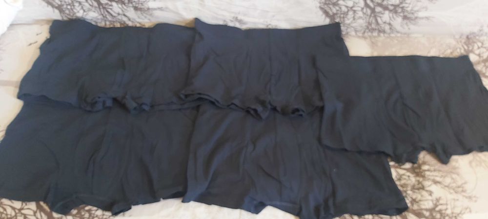 Продавам пет броя мъжки памучни боксерки нови размер Л