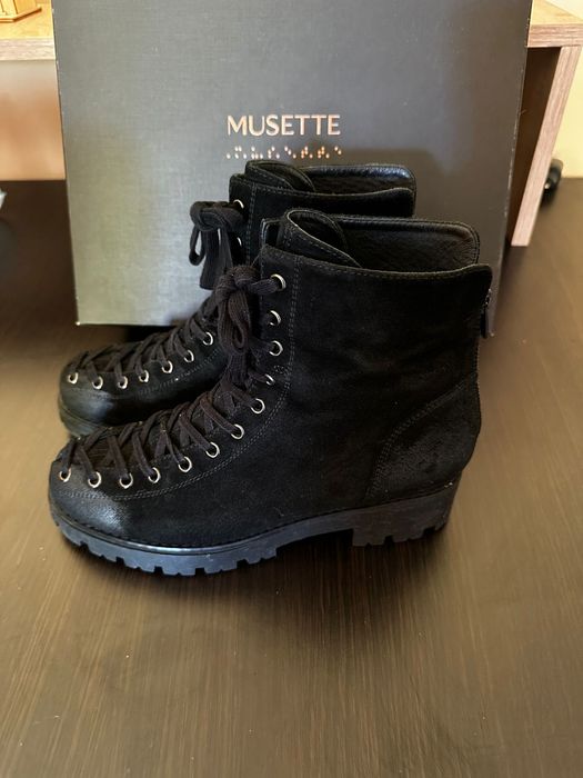 Incaltaminte musette