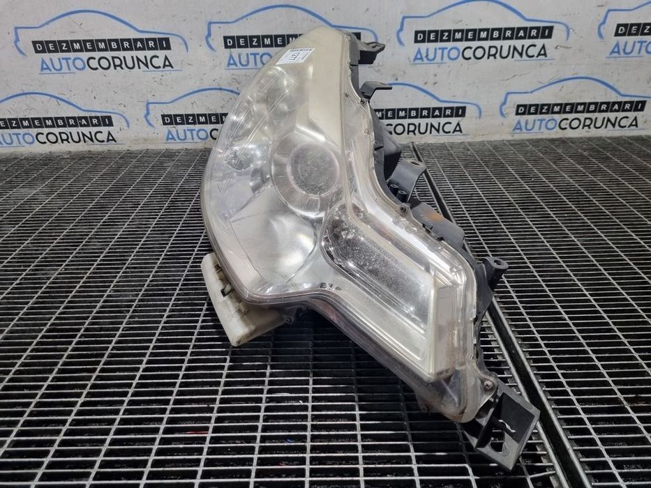 Far Dreapta Citroen C - Crosser 2007 - 2012 SUV 4 Usi (1277) Xenon