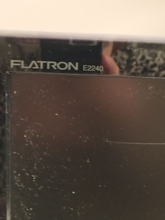 Сотилади компьютер куп ишлатилмаган колонка клавиши бор