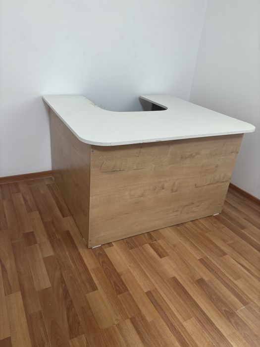 Парта стылады .