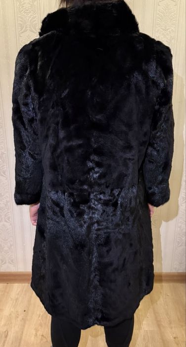 Продам норковую шубу