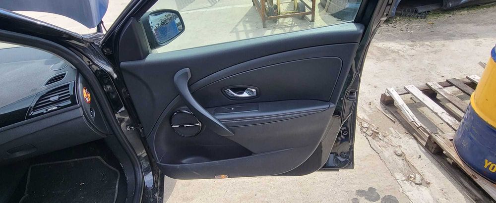 Rulou Portbagaj Renault Megane 3 2015