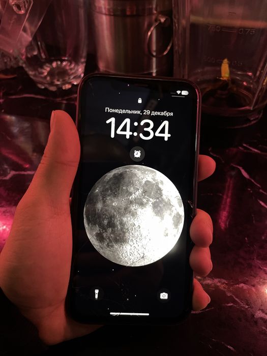 Продается Iphone XR 64gb (83%)