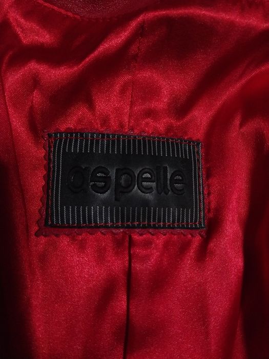 Плащ, куртка кожаная Aspelle