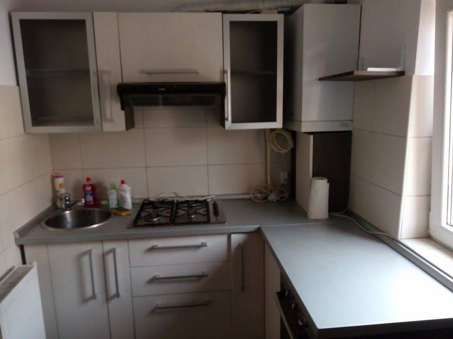 Inchiriez apartament