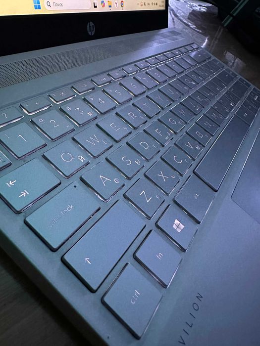 ультрабук HP на 512 SSD