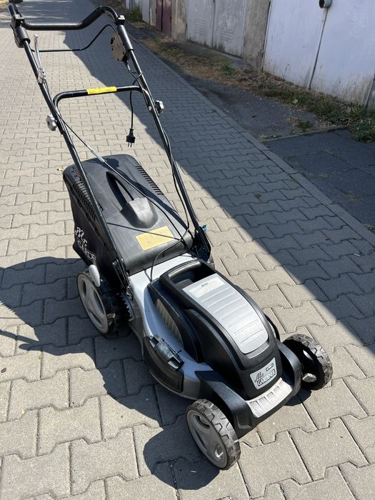 Masini de tuns iarba cu autopropulsie Fuxtec Ecowheller Einhell Powertec Garden MR Gardener Honda