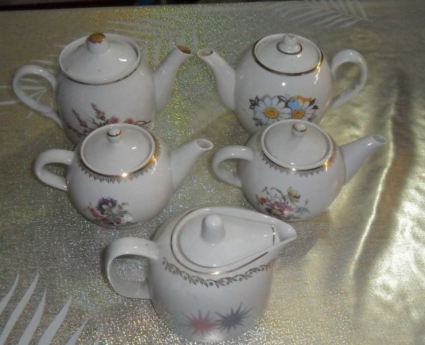 продаются чайники заварные