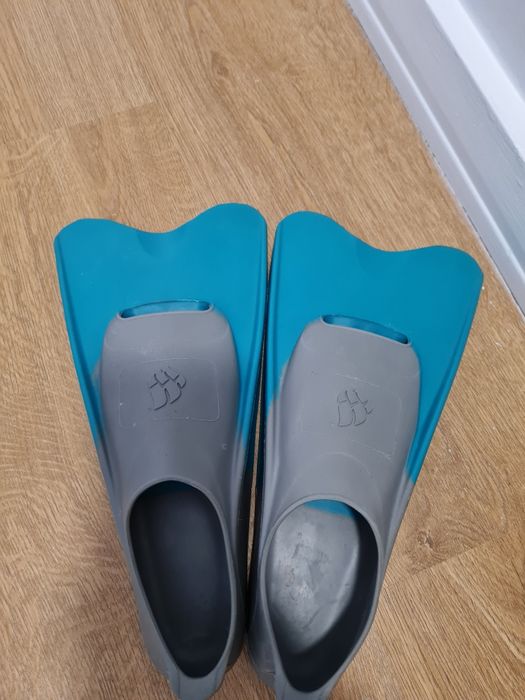 Продам ласты 34-35 р