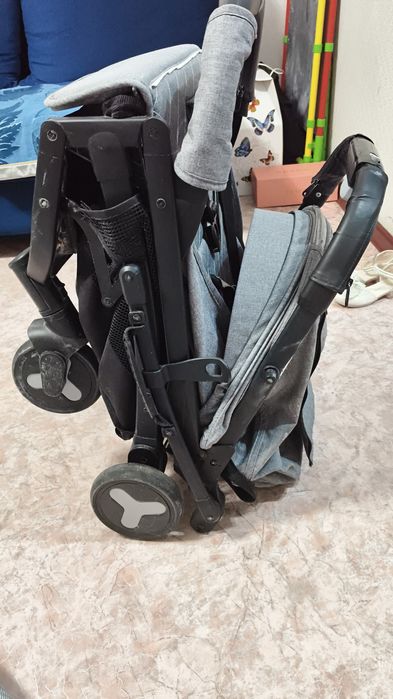 Коляска прогулочная