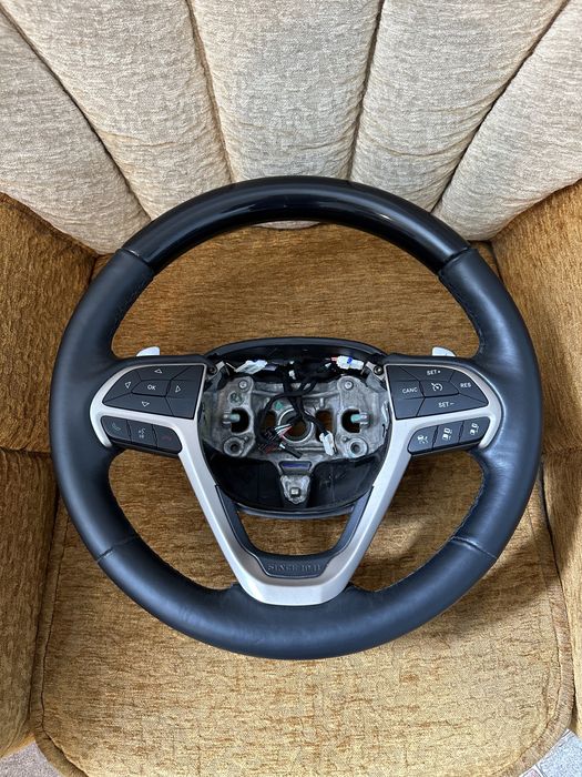 Volan lemn / mahon Jeep Grand Cherokee WK2