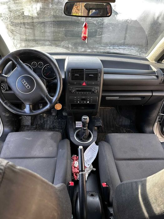 Vand Audi A2  anul 2005