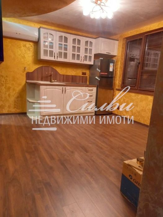 Тристаен ТУХЛЕН апартамент – кв.Пазара !!!
