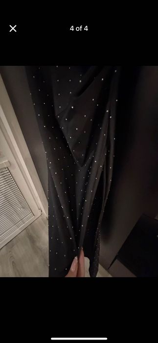 Продавам черна рокля