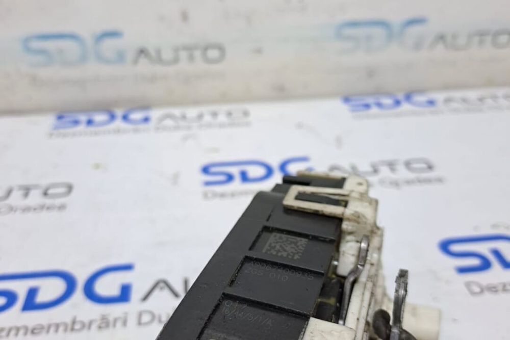 Broasca usa dreapta spate A9067400935 Mercedes Sprinter 906