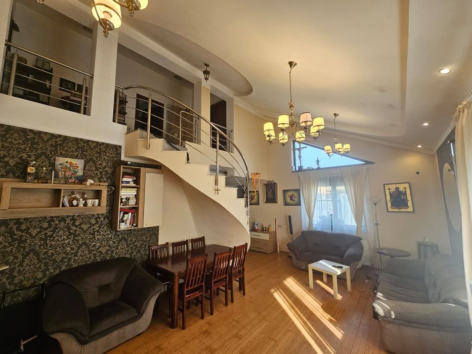 Particular vand casa/vila  P+1