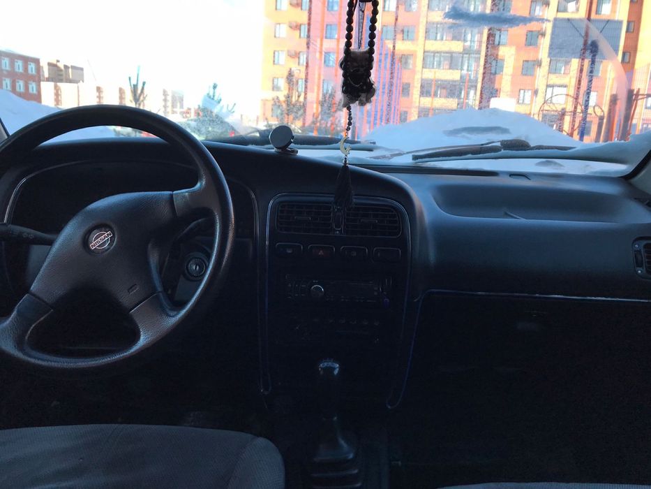 Nissan primera p10 1.6