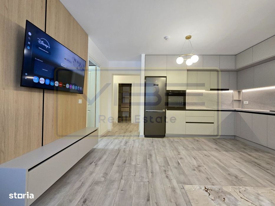 Poitiers Tower /  Continental- Aumovio- 2 camere  -modern