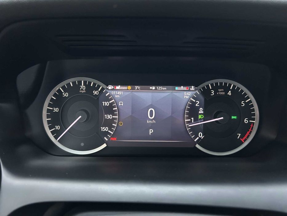 Land Rover Discovery Sport R-Dynamic S / 250 к.с. / 2023 / Реални км