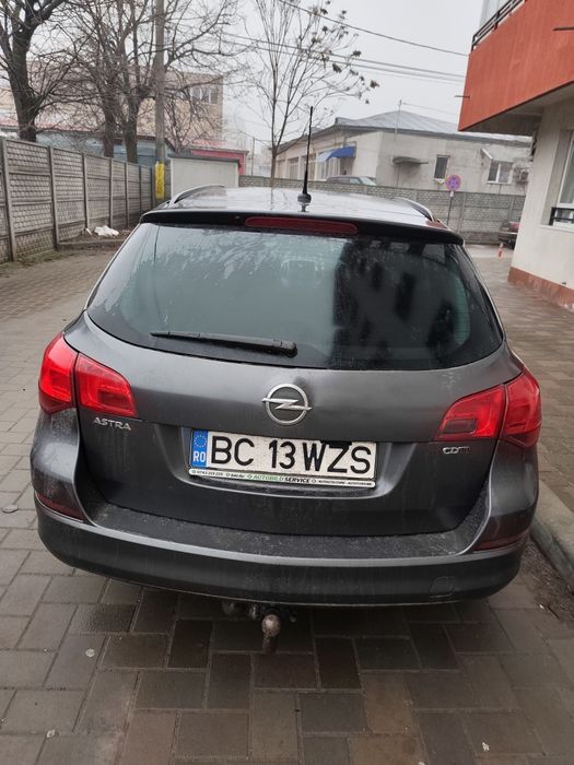 Vând mașină Opel Astra